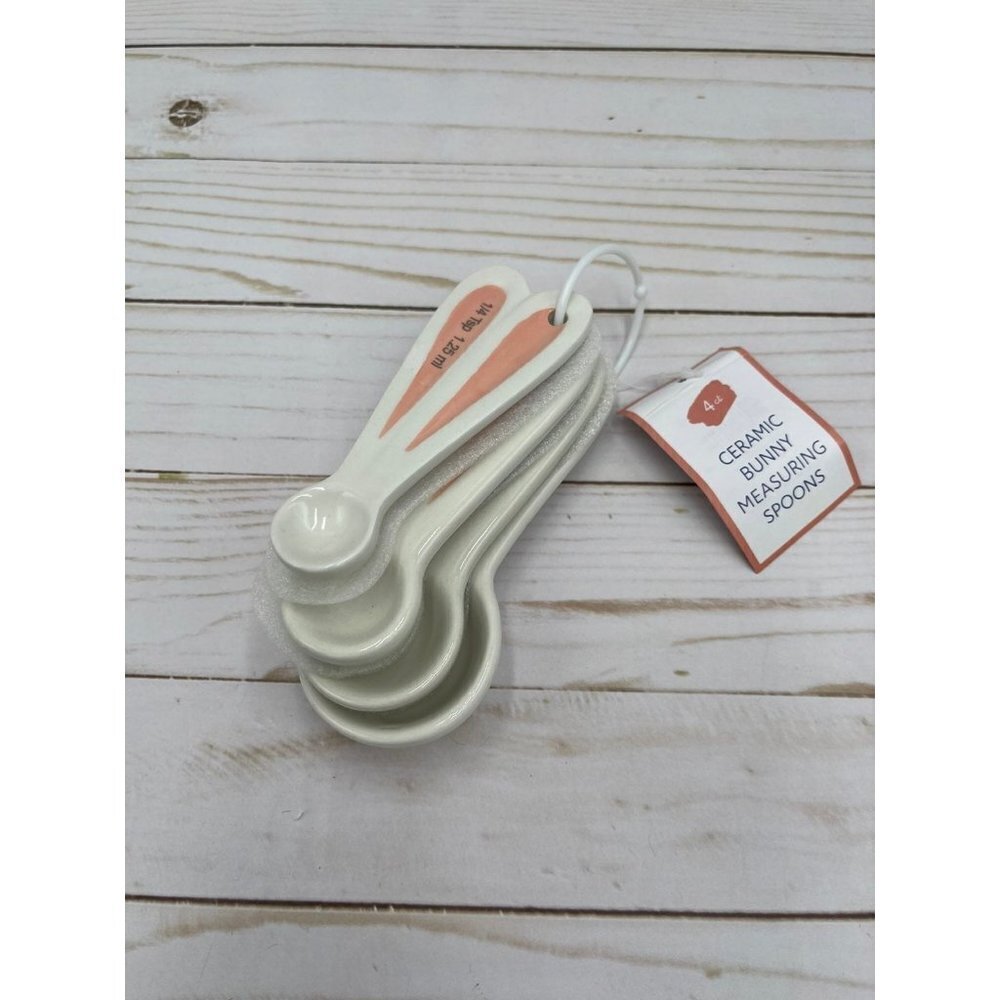 Target Bunny Measuring Spoon Set NEW ceramic pink white baking cooking